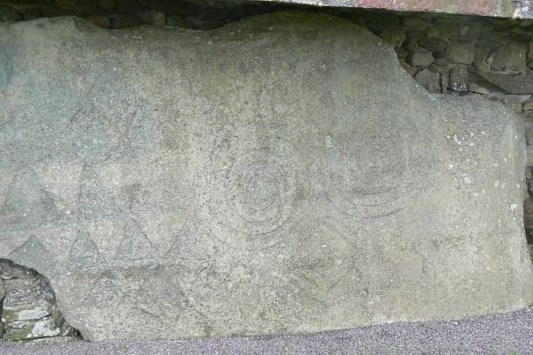 Versierde kranssteen Newgrange